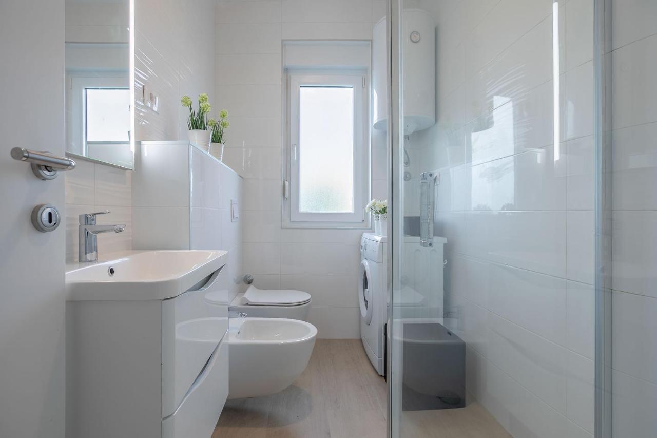 Premium 100M2 Sea View Apartment Лижнян Экстерьер фото