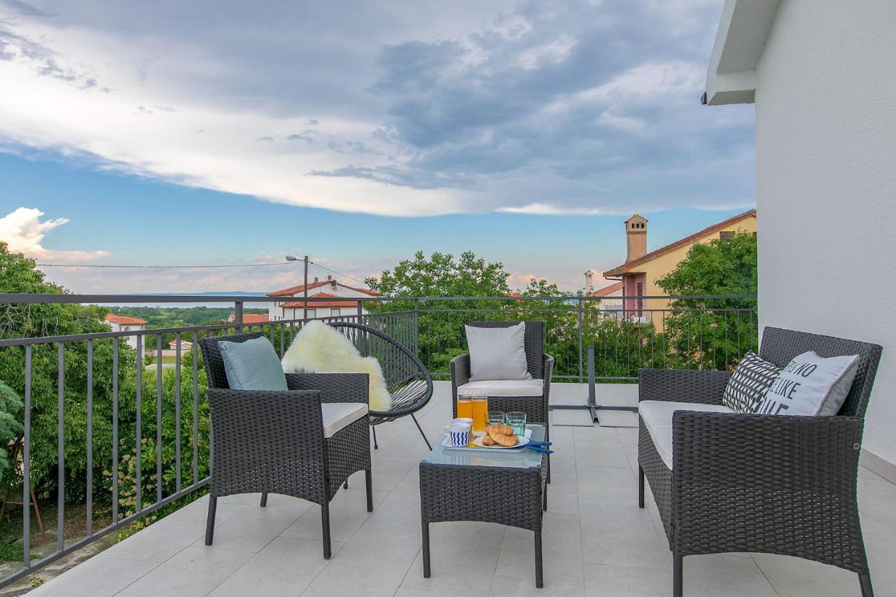 Premium 100M2 Sea View Apartment Лижнян Экстерьер фото